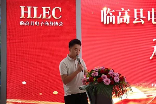 电商设计师求职自我介绍，展示个人经历与专业技能的绝佳机会